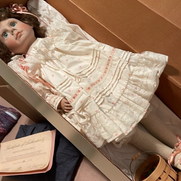 Serenity- Apples & Spice Original Doll
By Lee Middleton - Picture 3 of 16